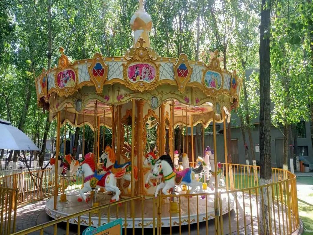 Parque de diversiones de lujo Carrusel Parque al aire libre paseos Niños Mejores paseos de carrusel de 24 asientos