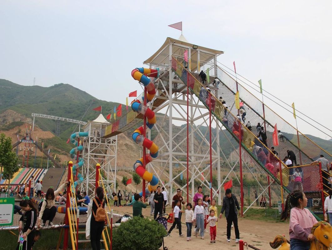 Equipo de escalada de primer nivel para toboganes y senderos para elevar el área de juego al aire libre Gran castillo volador