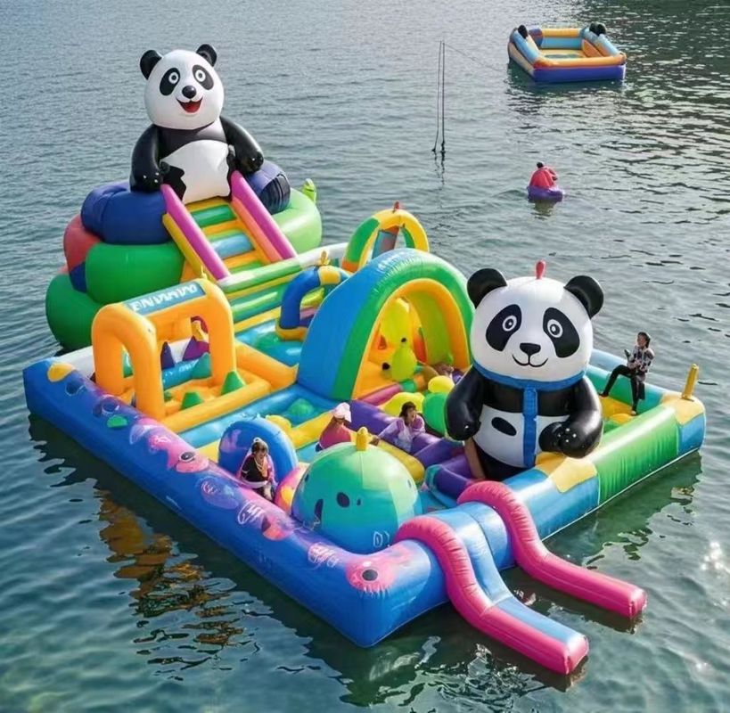 Casa comercial de salto castillo inflable para niños parque acuático juego tobogán acuático panda