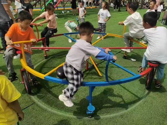 Equipo de gimnasia al aire libre Niños Atracción Paseos Caballo mecedor 4/6/8/10 asientos Caballo carrusel
