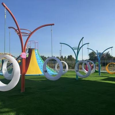 Centro de juegos al aire libre con efectos de luz interactivos Entretenimiento familiar