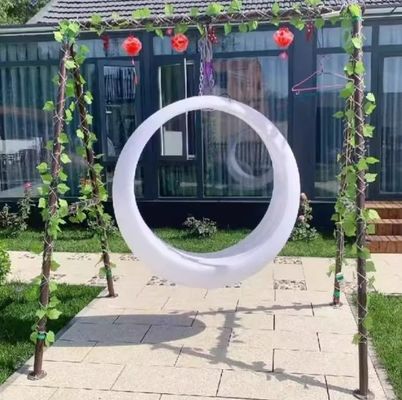 Vibrante y personalizable Moon Swing atractivo universal en múltiples colores llamativos con marca personalizada